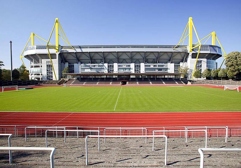 Stadion Rote Erde (GER) :: Fotos 